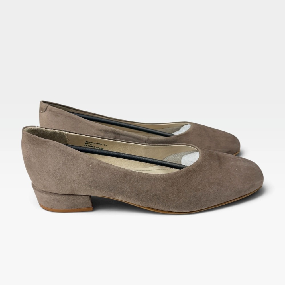 Kenneth Cole Bayou Pumps Womens 9.5 Taupe Suede Square Toe Block Heel New